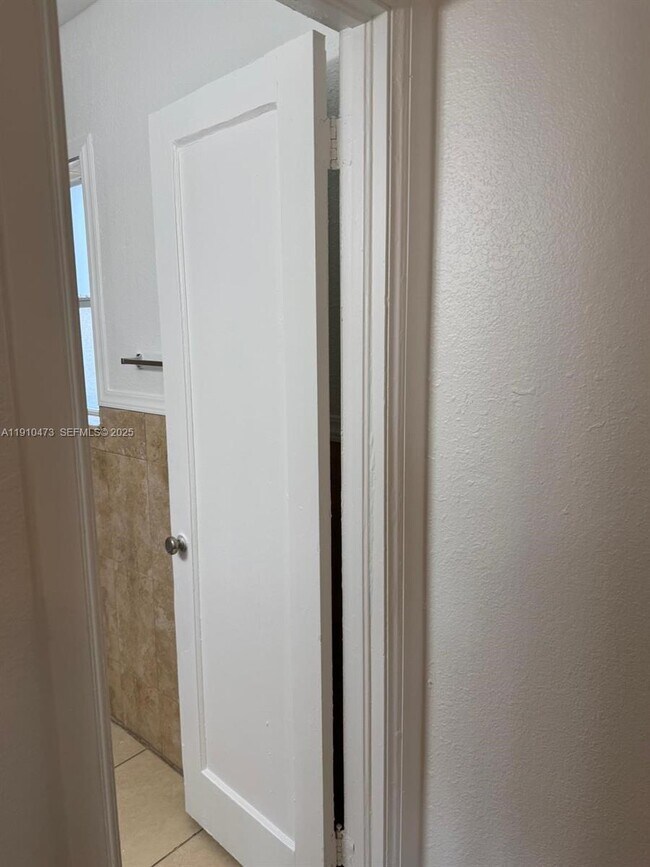 Building Photo - 1820 Funston St