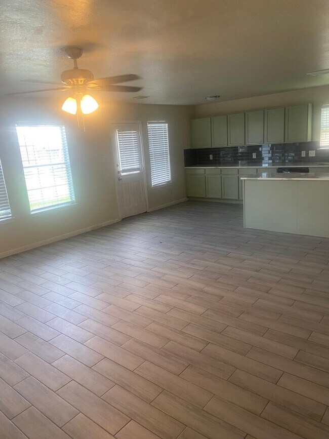 Building Photo - 9623 Eagle Eye Ln