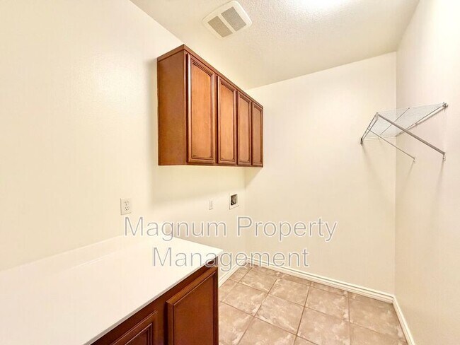 Building Photo - 35824 Red Bluff Pl