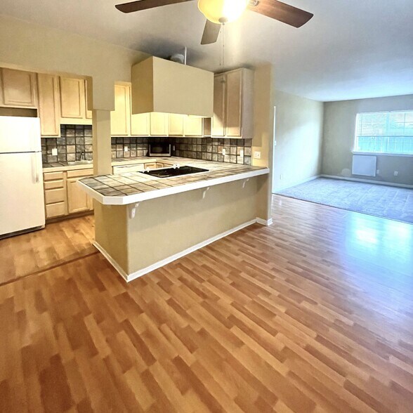 Building Photo - 134 Cypress St