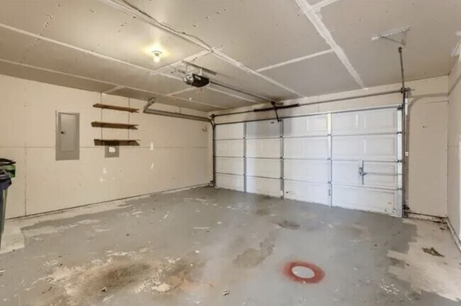 Building Photo - 2521 Brinlee Branch Ln