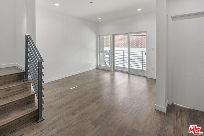 Building Photo - 6611 Leland Way