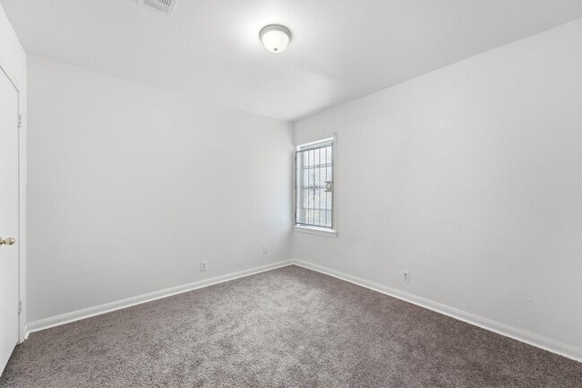 Building Photo - 3711 Cosby St