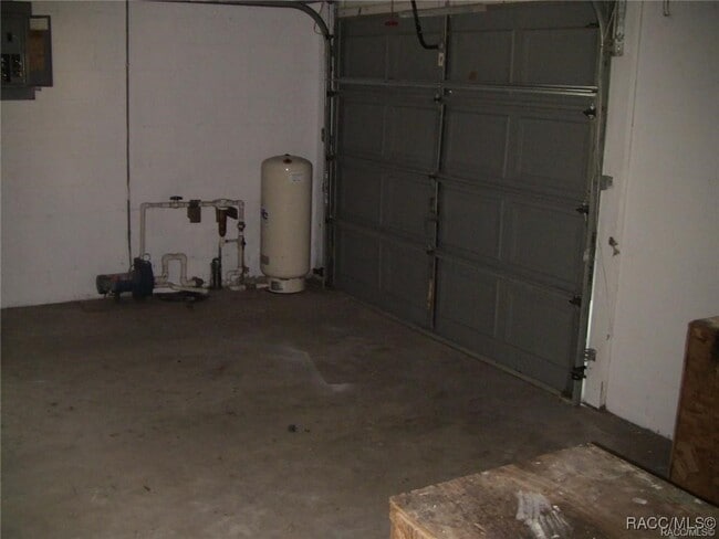 Building Photo - 6545 E Waverly St