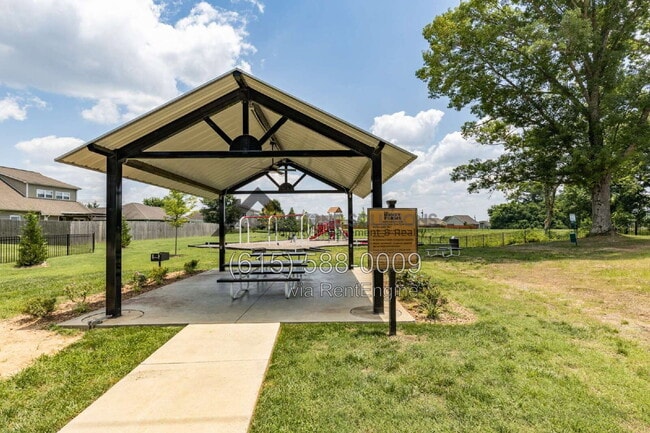 Building Photo - 2559 Queen Bee Dr