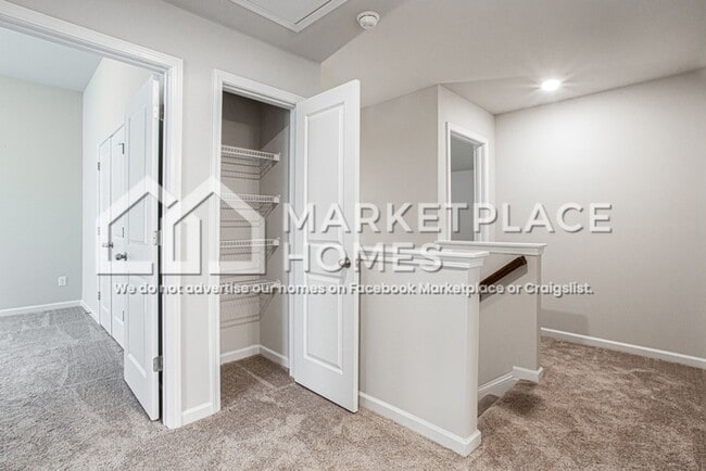 Building Photo - 6715 Hill Rock Ln