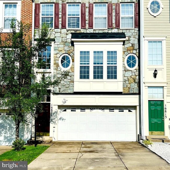 Primary Photo - 16811 Sweeney Ln