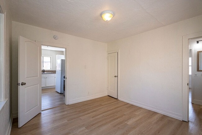 Building Photo - Charming 2BR Back House Near Downtown LA & Dodger Stadium
