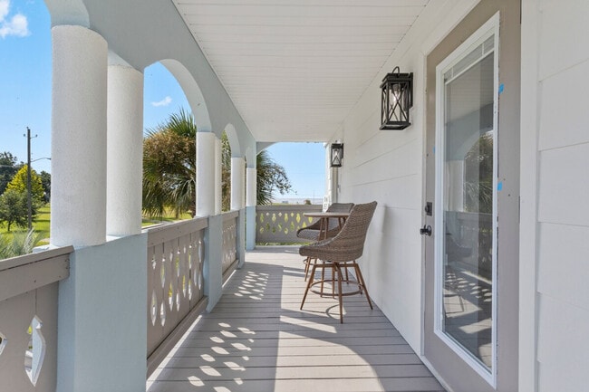 Building Photo - 139 Brady Dr