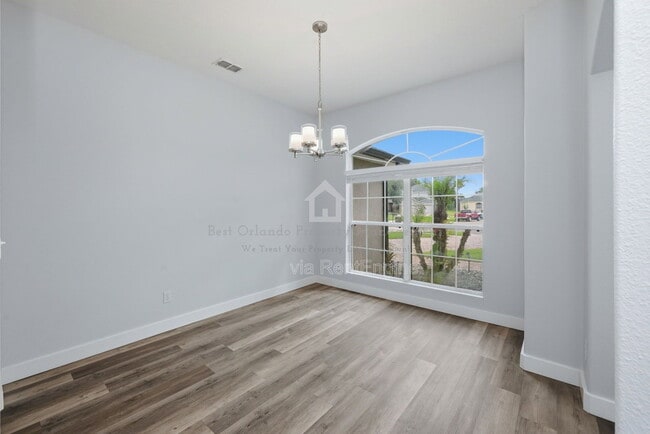 Building Photo - 15601 Grays Harbor Way