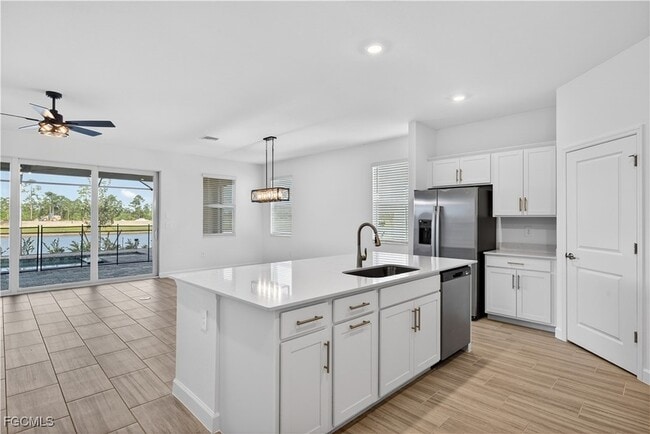 Building Photo - 15015 Bluewater Rd