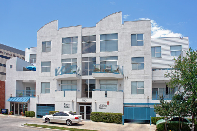 Building Photo - Residences of Museum Place