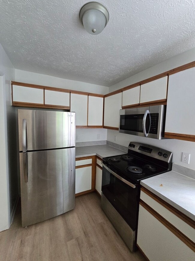 Building Photo - 3371 Galleria Dr