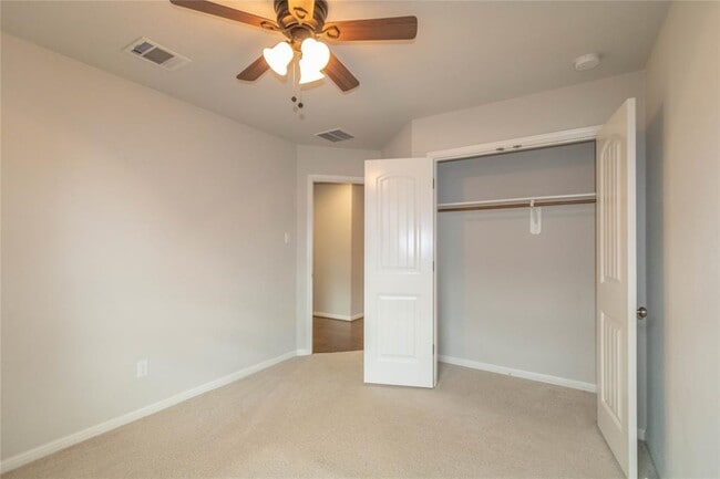 Building Photo - 310 Hyltin St