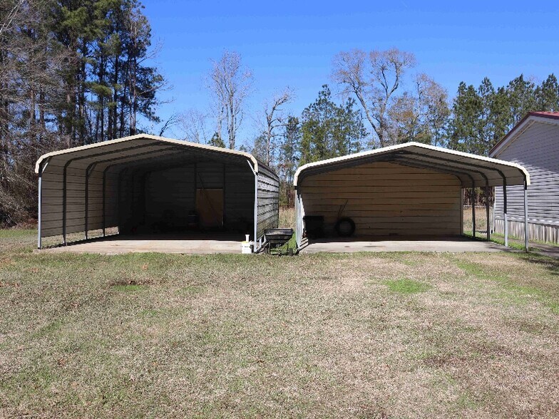 Building Photo - 259 Kings Cir