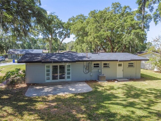 Building Photo - 535 W Palmeden Dr