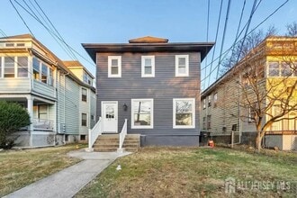 Building Photo - 29 S 2nd Ave