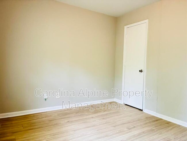Building Photo - 6800 Fieldvale Pl