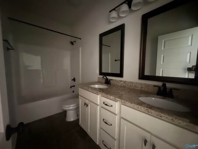 Building Photo - 117 Innocent Trl