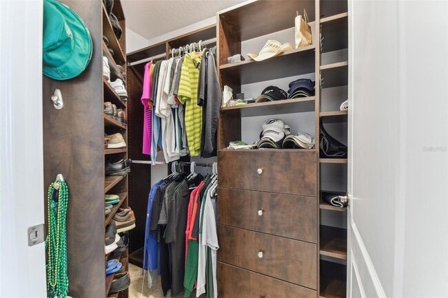 Building Photo - 200 Skiff Point