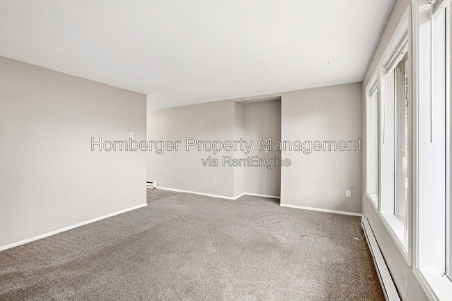 Building Photo - 2605 E Upriver Dr
