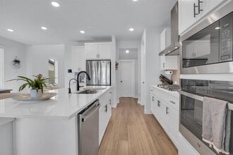 Building Photo - 6404 Mallord Brook Bend