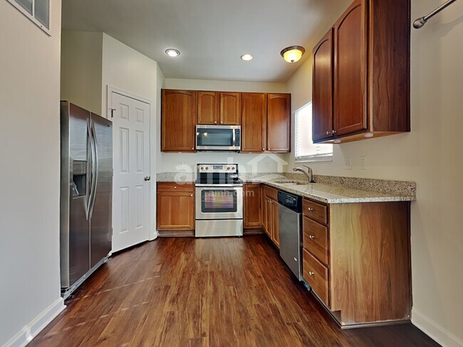 Building Photo - 20 Belwood Ct