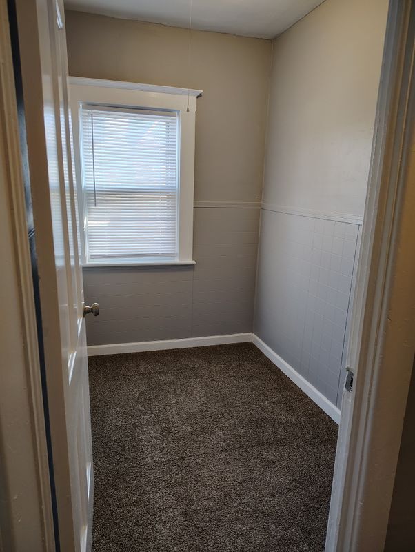 Building Photo - 20 Averill St