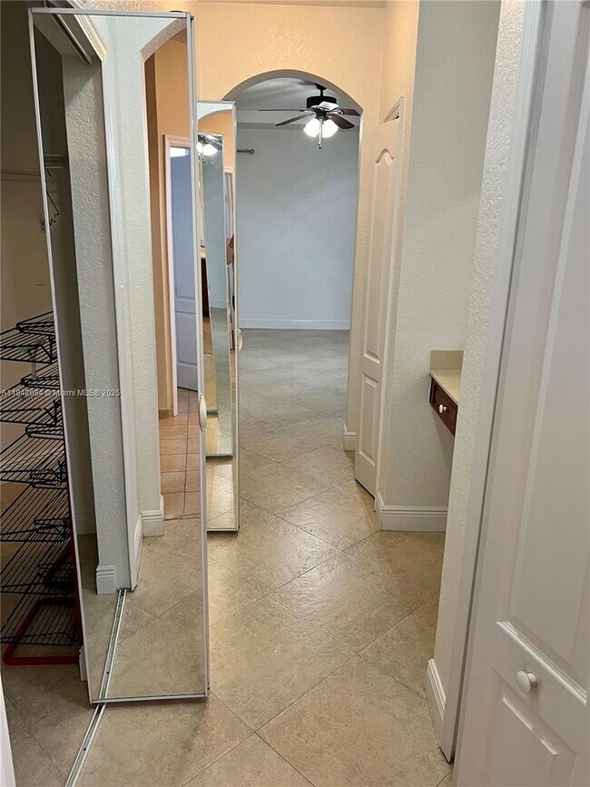 Building Photo - 1421 SW 153rd Path