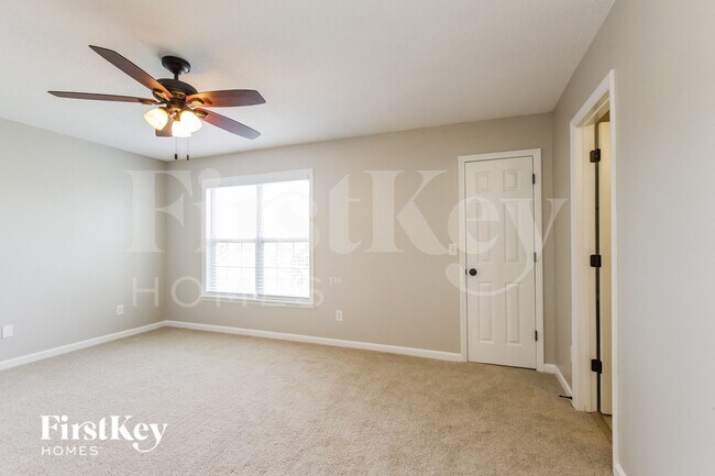 Building Photo - 1703 Glenn Meade Dr