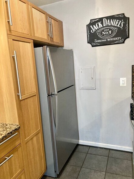 Building Photo - 12209 Braxfield Ct