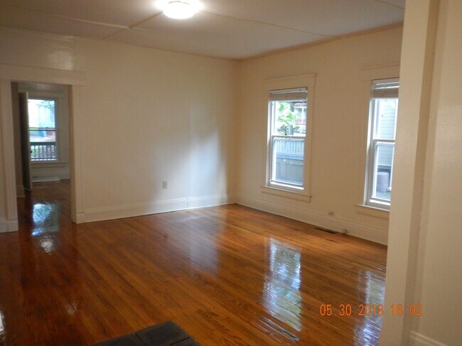 Building Photo - 430 Westcott St