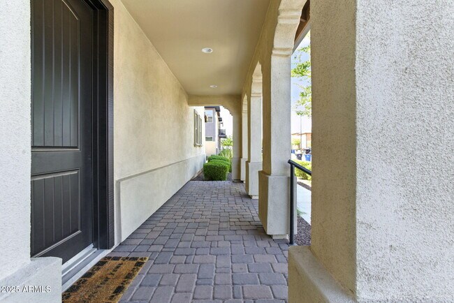 Building Photo - 1935 S Follett Way