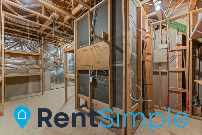 Building Photo - 13212 Maple Mountain Dr