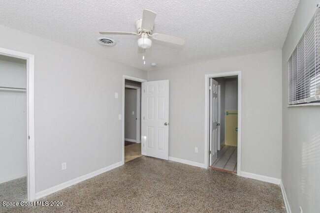 Building Photo - 1173 Martha Lee Ave