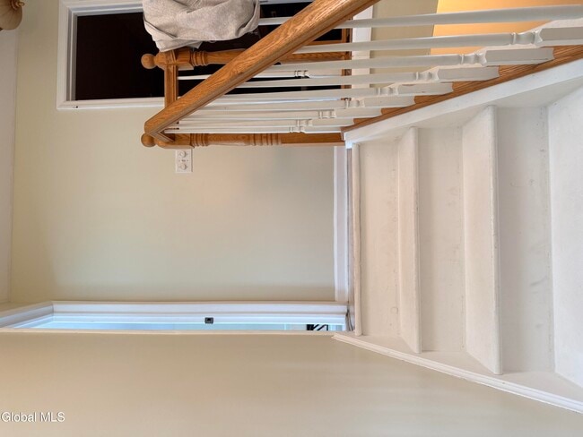 Building Photo - 120 Donna Lynn Dr