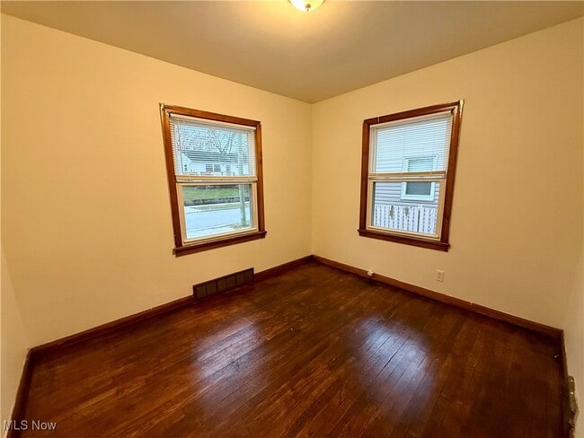 Building Photo - 1253 Sevilla Ave