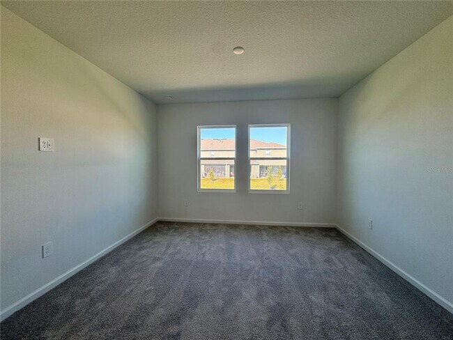 Building Photo - 2819 Maloof Dr