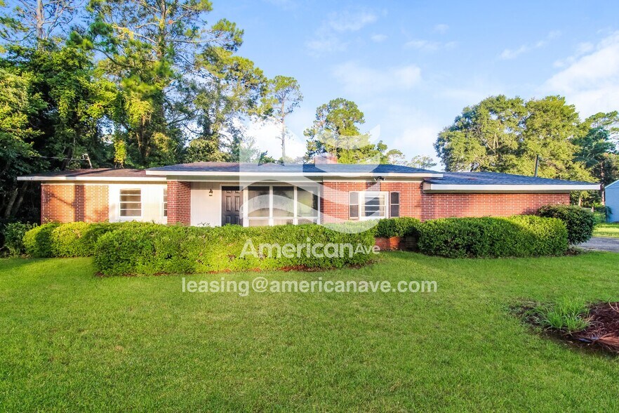 Primary Photo - 605 Westview Dr