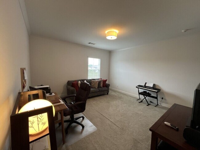 Building Photo - Luxury 4BR Home in Americana | 11 Ft Ceilings, Courtyard Living & Furnished Option