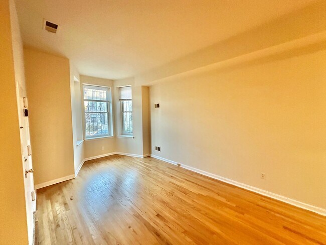 Building Photo - 1762 U St NW