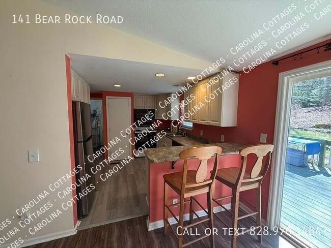 Building Photo - 141 Bear Rock Rd