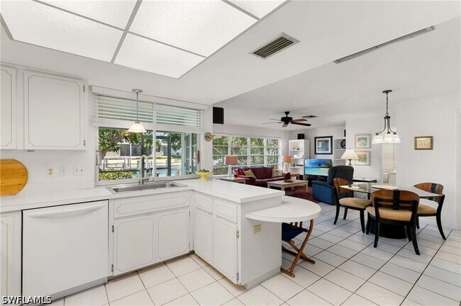 Building Photo - 751 Orchid Ct