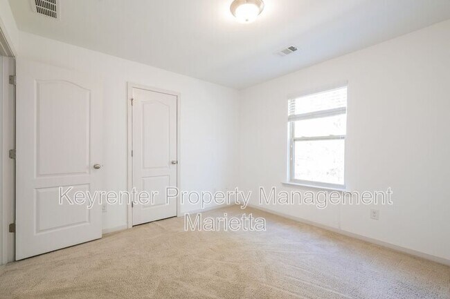 Building Photo - 1973 Brightleaf Way