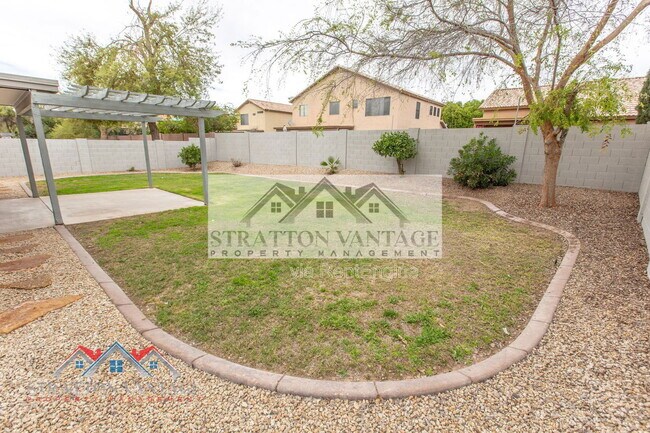 Building Photo - 10234 E Carol Ave