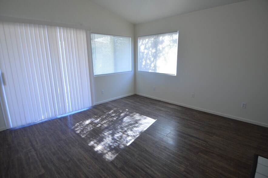 Building Photo - 3944 Canyon Meadows Ct