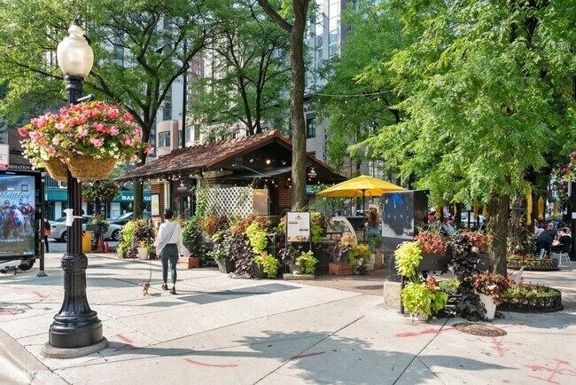 Building Photo - 1030 N State St