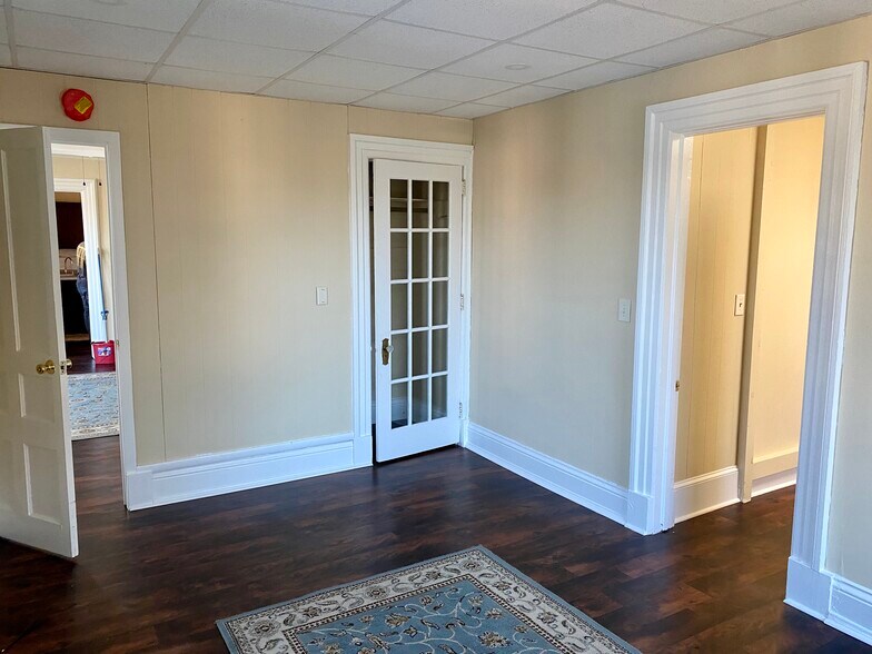 Building Photo - 141 Keyes Ave