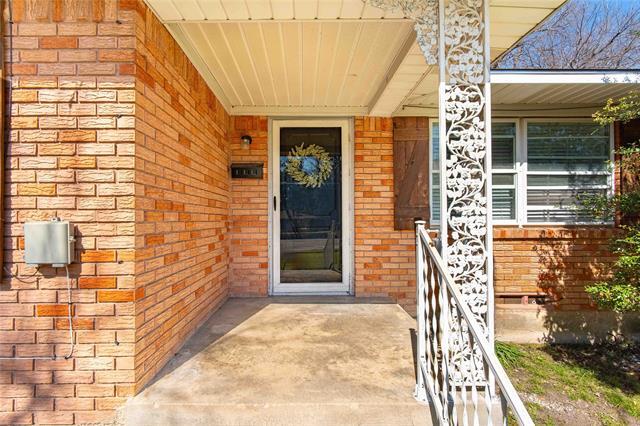 Building Photo - 2107 Healey Dr