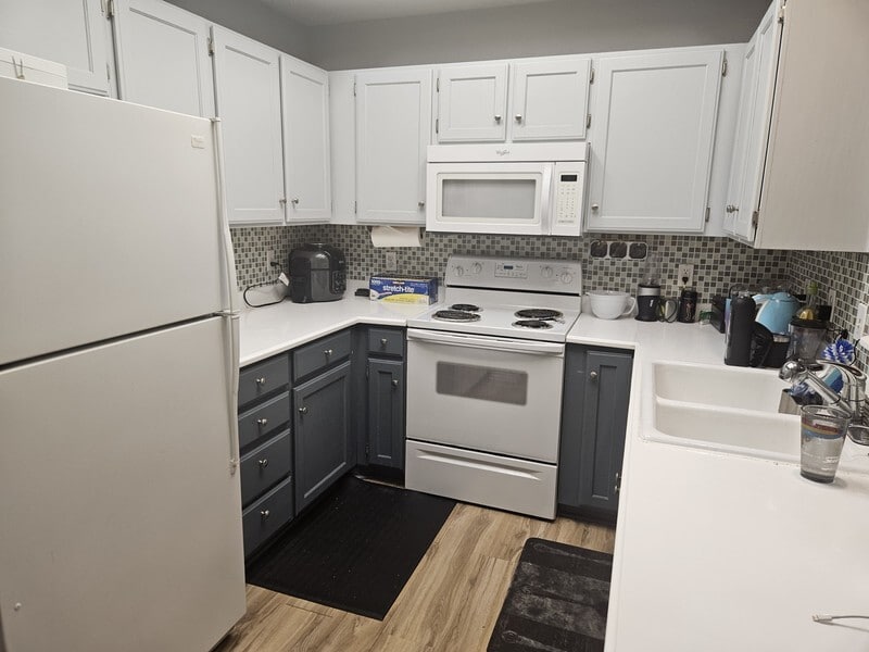 Building Photo - 3846 Canyon River Wy